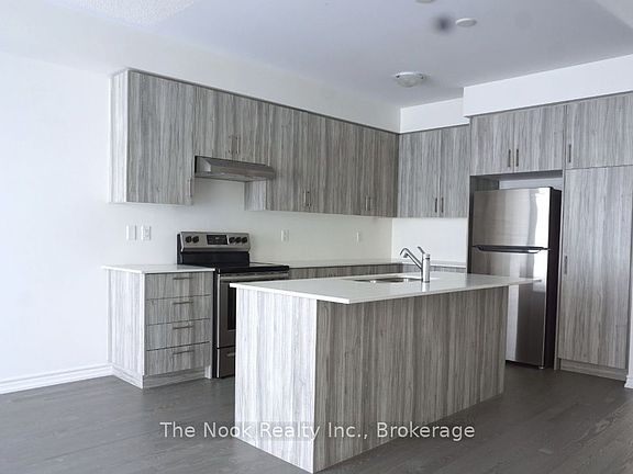 2nd image of 26 Louise Cres