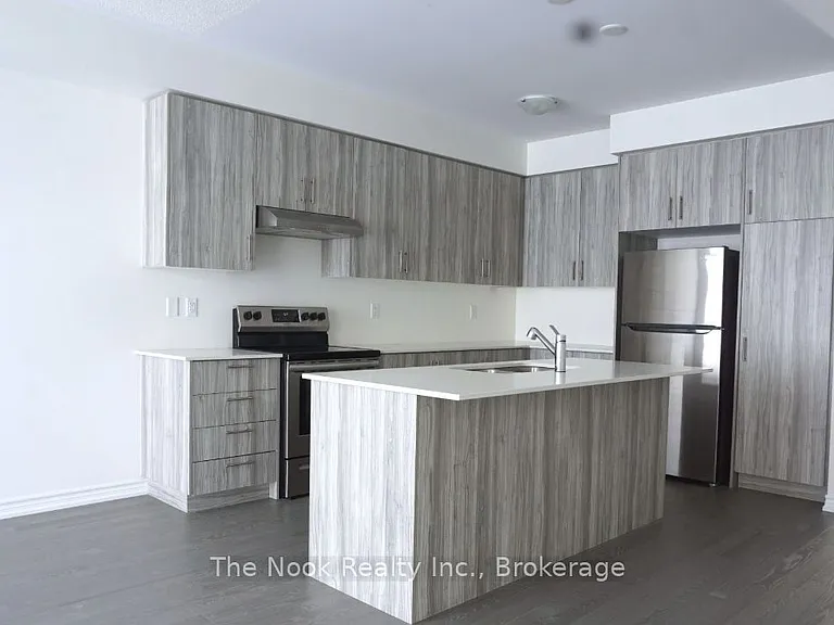 26 Louise Cres — Photo 2