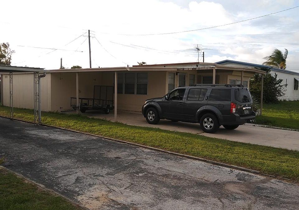 2nd image of 2133 Pleasure Dr