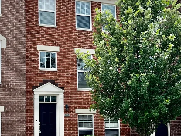 6379 Central Blvd, Whitestown, IN 46075