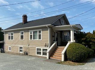 731 N 4th St, Mount Vernon, WA 98273