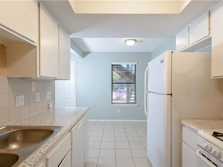 11519 Pecan Creek Pkwy #21 — Photo 1
