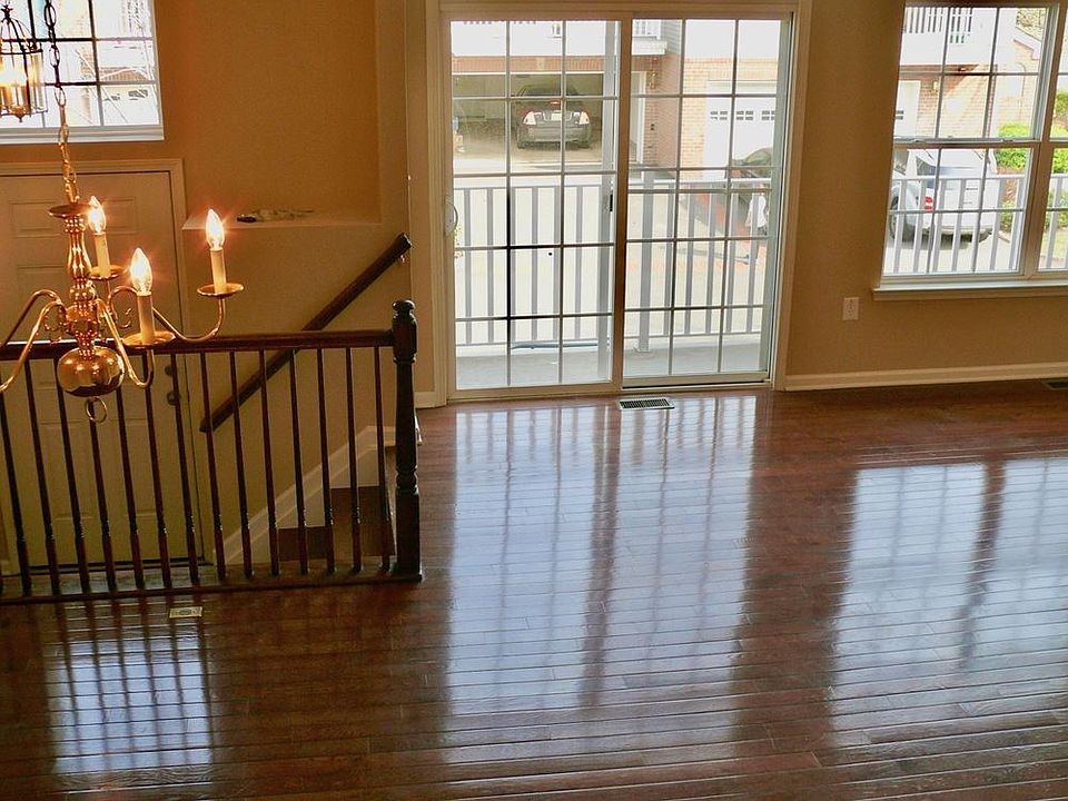 2nd image of 3 Alexander Ct