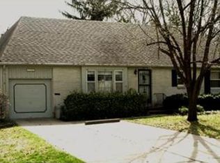 8349 Tomahawk Rd, Overland Park, KS 66207