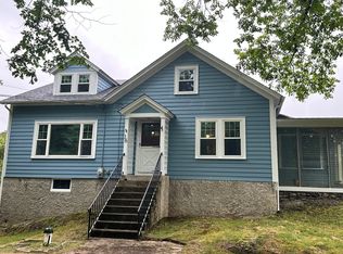 100 Reservoir Rd, Cumberland, RI 02864