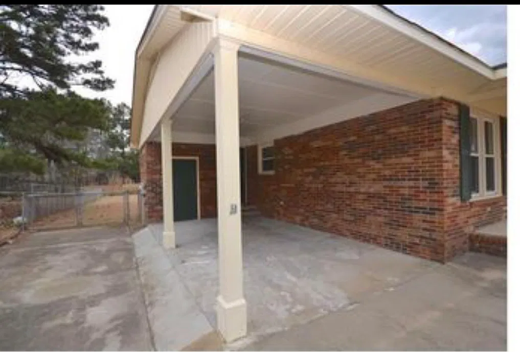3 bed, 1350 sqft, $1,800 — Photo 4