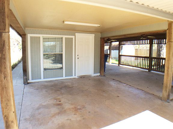 2nd image of 263 E Vestal Pl
