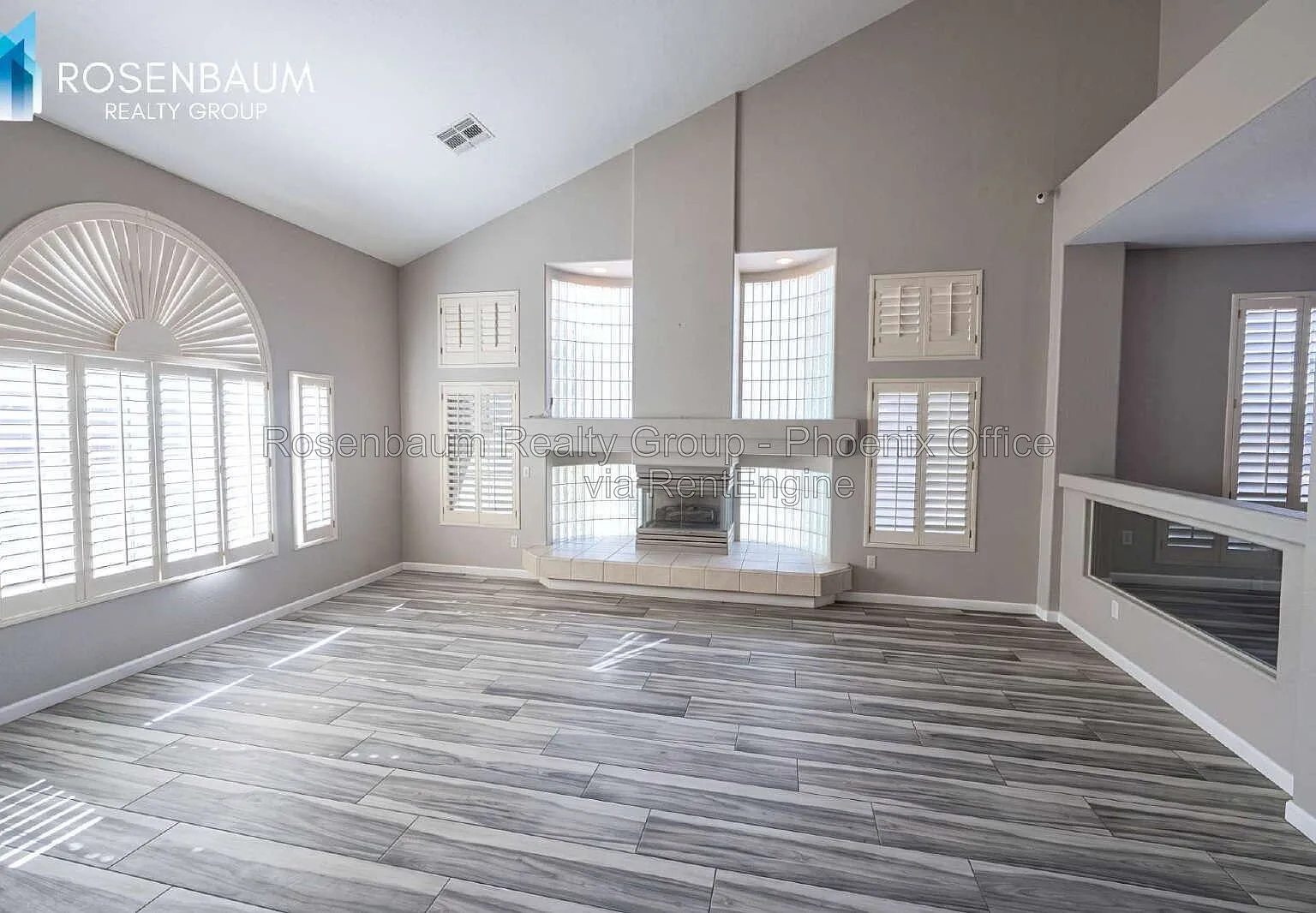 5 bed, 4.5 bath, 4461 sqft, $4,800 — Photo 3