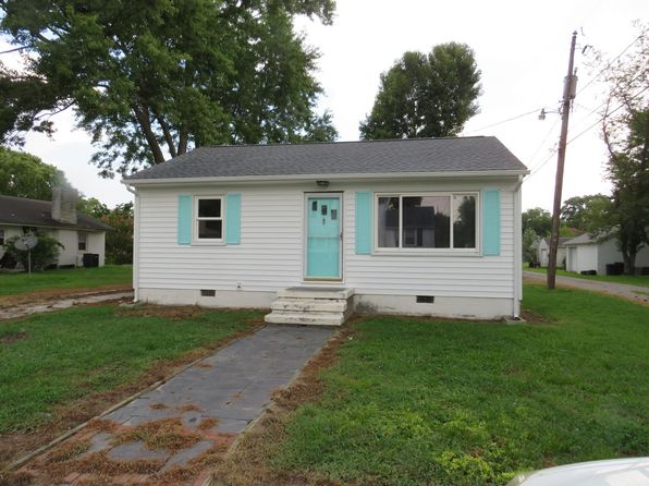 706 Pegram Ln