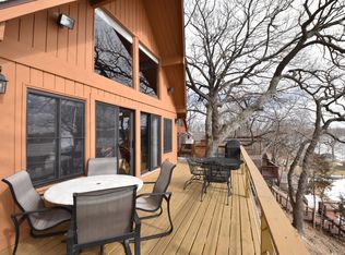 405 Waldeck Dr, Twin Lakes, WI 53181