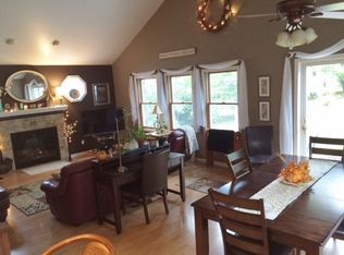 72 Beverly Pl, Hamburg, NY 14075