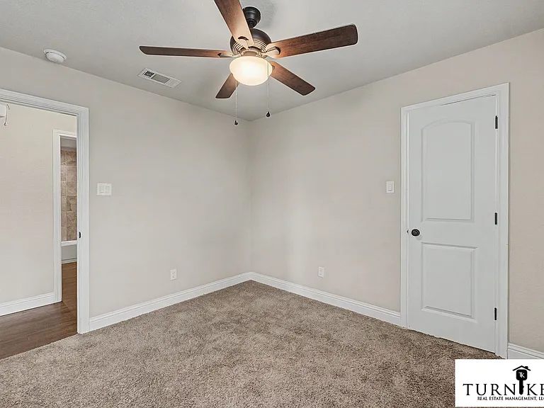 1324-1328 White Sand Dr — Photo 9