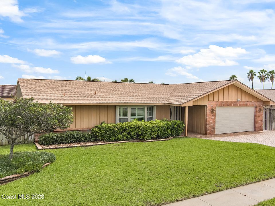 1st image of 285 Cherry Dr