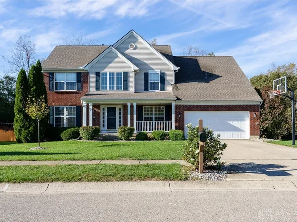 45 W Waterbury Dr, Springboro, OH 45066