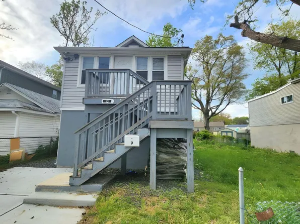 9 Grove Place, Keansburg, NJ 07734