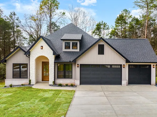 203 Chatuga Way, Tellico Plns, TN 37774