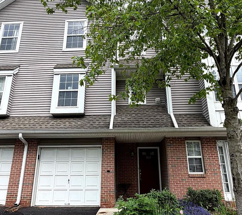 1st image of 128 S Barrow Pl