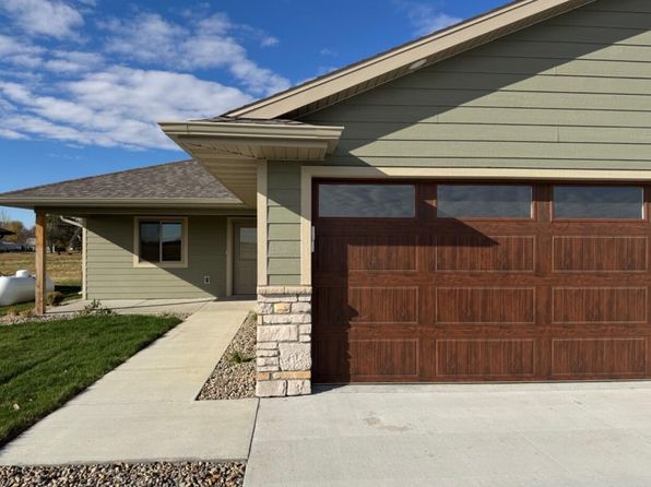 406 Logan Ave, Gregory, SD 57533