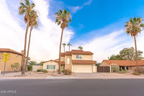 5625 E Tierra Buena Ln Photo 1
