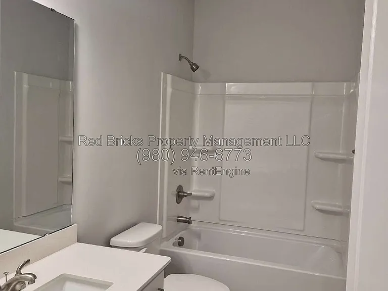 6510 Harlech St — Photo 12