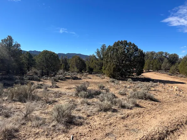 26 S Juniper Dr, Cedar City, UT 84720