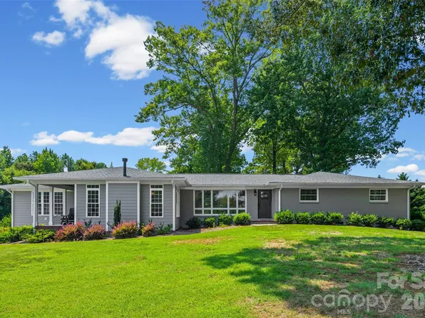 2106 Strawberry Rd, Rock Hill, SC 29730