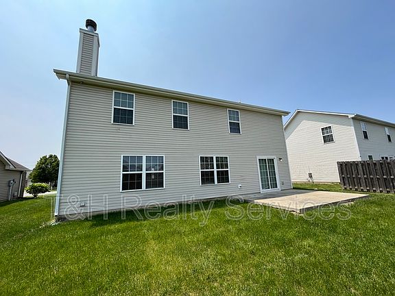 3rd image of 1597 Whisler Dr
