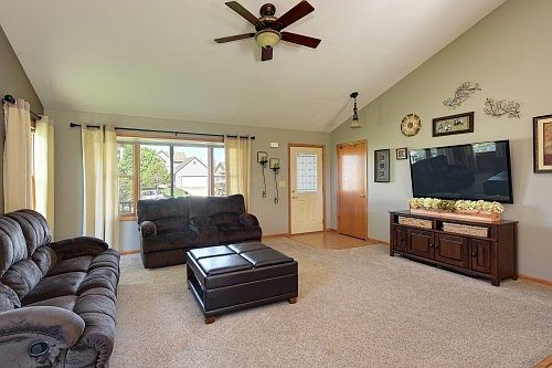 5th image of 2705 Eagles Ct