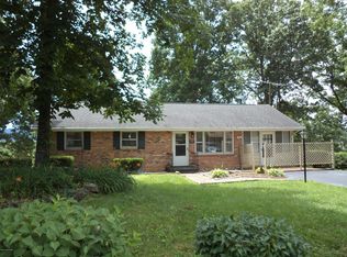 4225 Cumberland Dr, Christiansburg, VA 24073