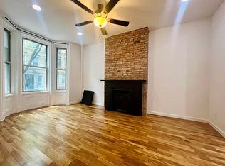 134 Guernsey St #1L, Brooklyn, NY 11222