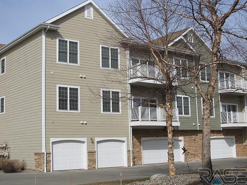 1st image of 6106 S Avalon Ave Unit 202