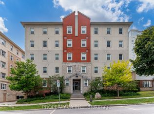 253 Lester St #204, Waterloo, ON N2L3W6