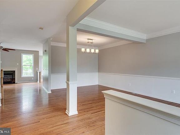 3rd image of 15824 Fourmile Creek Ct