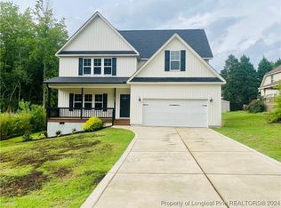 886 Foxcroft Dr, Fayetteville, NC 28311