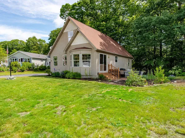 47 Fox Ridge Drive, Berwick, ME 03901