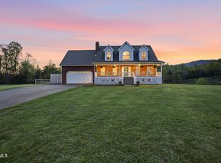 228 Sunrise Ln, Mountain City, TN 37683