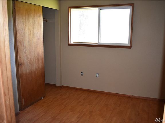 4th image of 262 NE Old Belfair Hwy