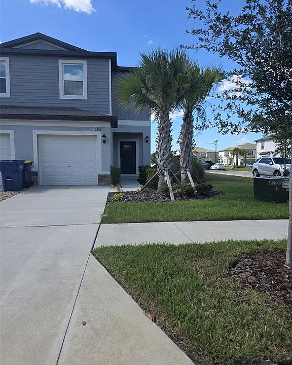 10267 Trumpet Honeysuckle Way
