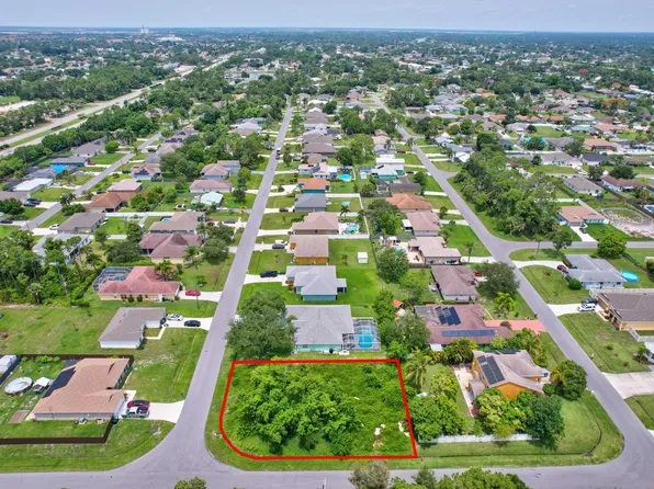 901 SW Consolata Avenue, Port St Lucie, FL 34953