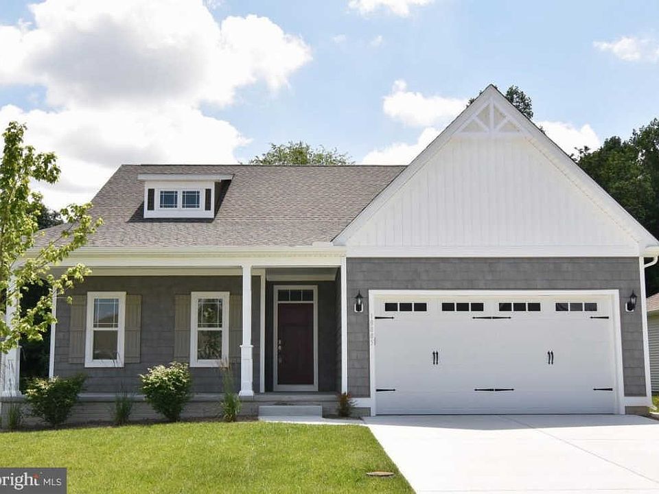 1st image of 18885 Riverwalk Dr