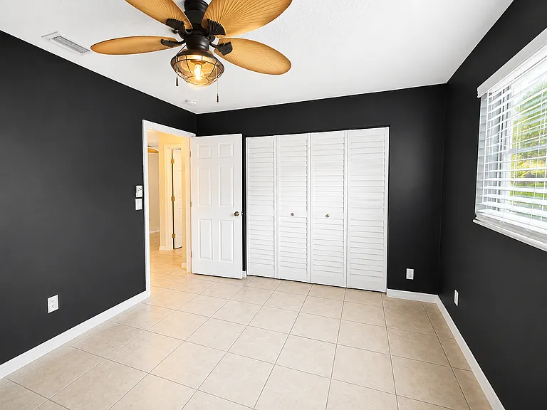2478 NW Holiday Ct — Photo 14
