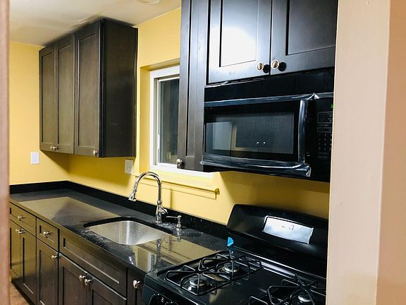 Kitchen (new appliances)