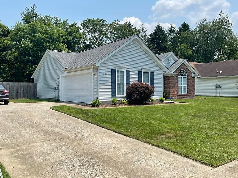 302 Bitter Sweet Rd — Photo 3