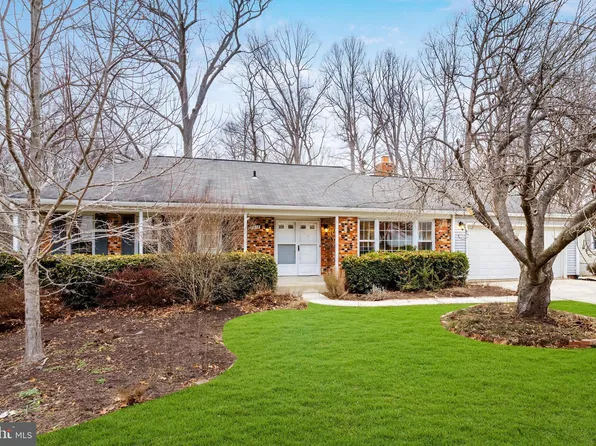 7918 Laural Valley Way, Springfield, VA 22153