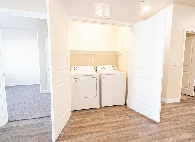 In Unit Washer and Dryer In Unit Washer and Dryer