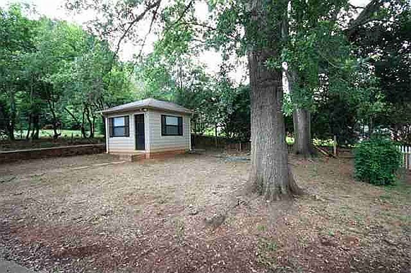 2nd image of 3007 Oak Knob Dr
