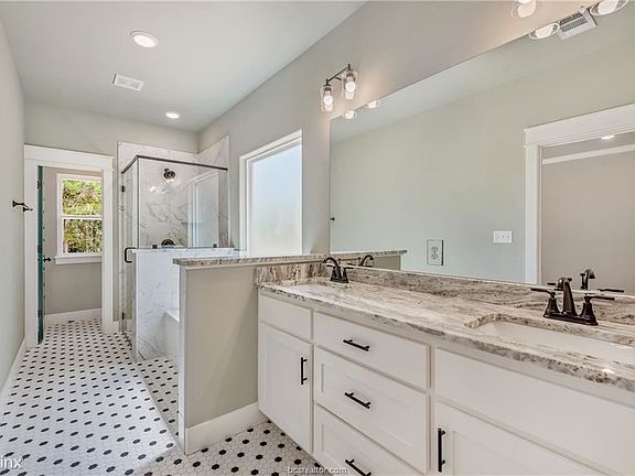 2713 bathroom