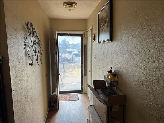 2nd image of 6526 Tioga Pl