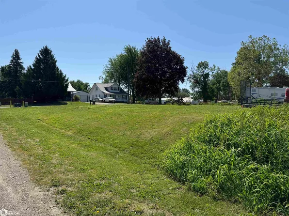 305 Spring St, Hedrick, IA 52563