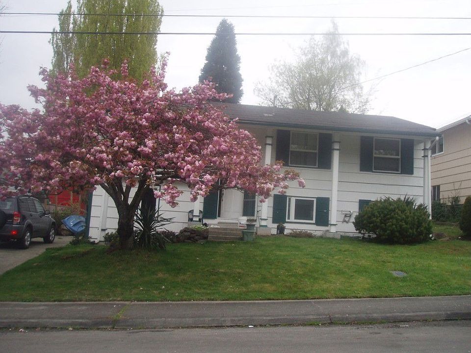 1st image of 1820 S 246th Pl